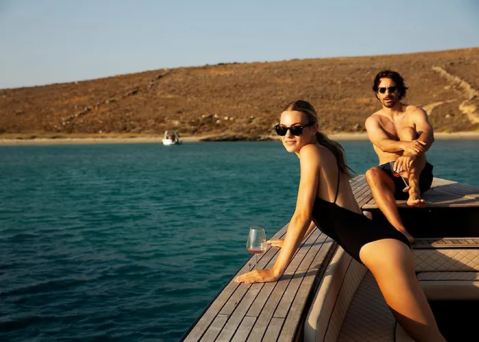 Hotel Omeon Mykonos 5*