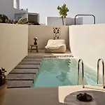 Otel Omeon Mykonos