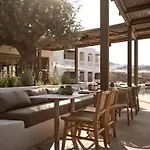 Otel Omeon Mykonos 5*